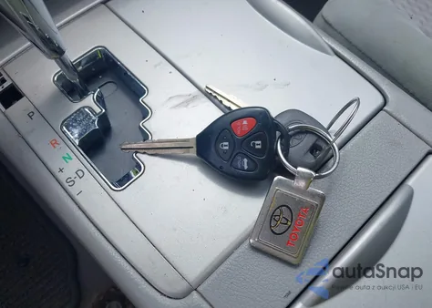 2010 Toyota Camry Le из США, поврежденный, VIN 4T4BF3EK0AR077157